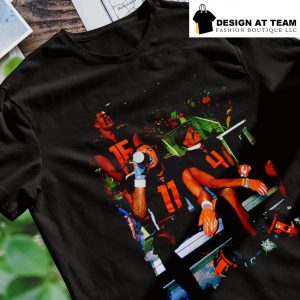 Tennessee Volunteers wide receiver U photo shirt