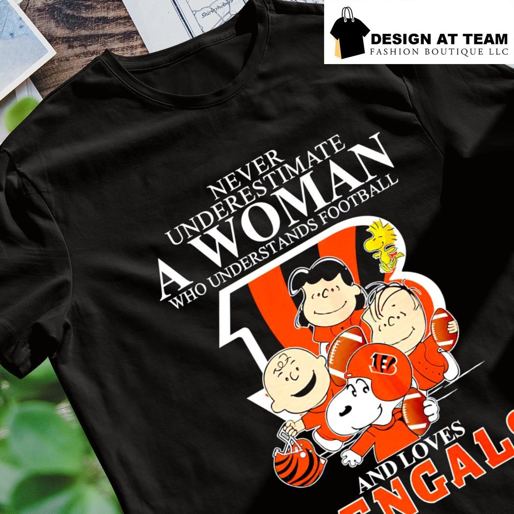 Official never Underestimate A Woman Who Understands Football And Loves  Bengals Mix Snoopy Peanuts Shirt, hoodie, sweater, long sleeve and tank top