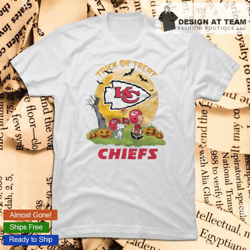 Snoopy Trick Or Treat Halloween Kansas City Chiefs 2023 T-shirt