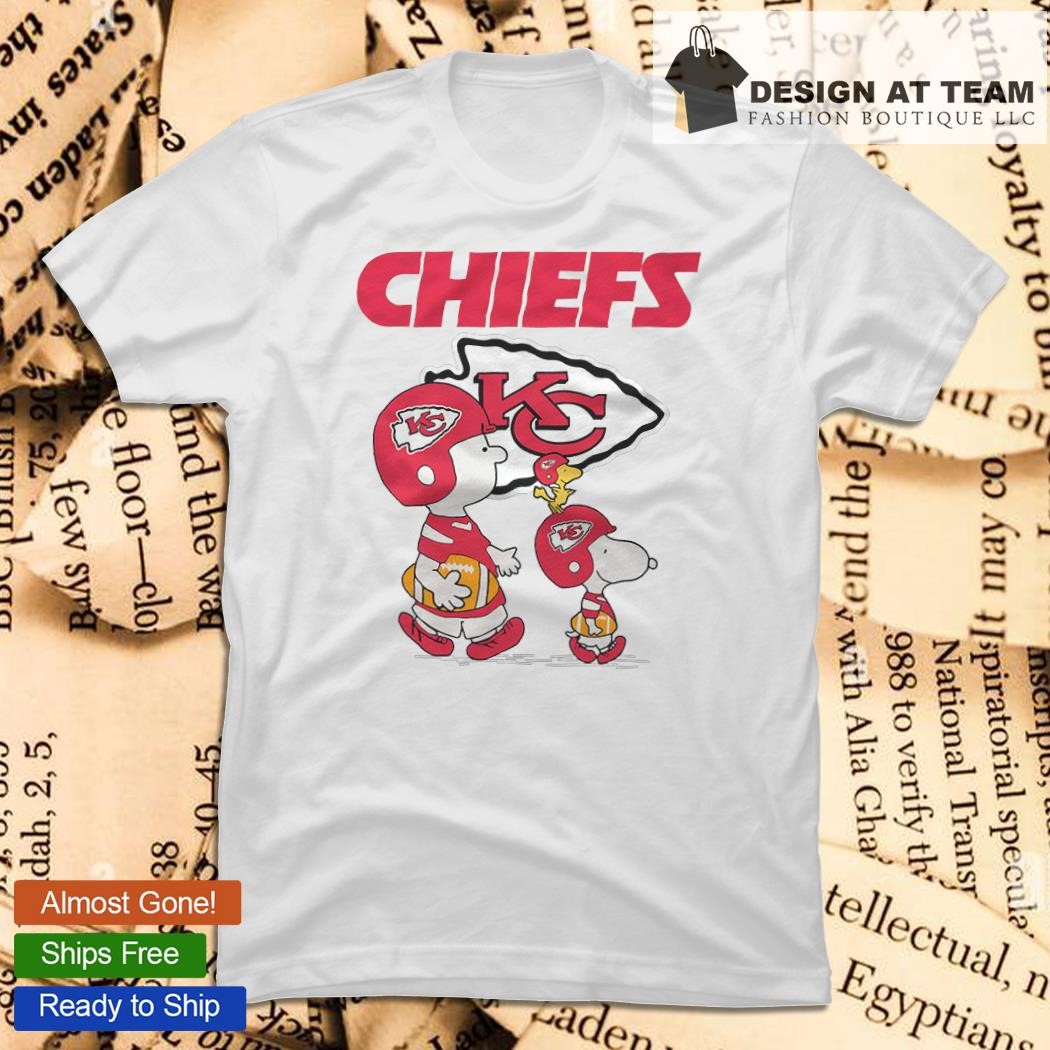 Charlie Brown & Snoopy: Kansas City Chiefs T-Shirt - TeeNaviSport