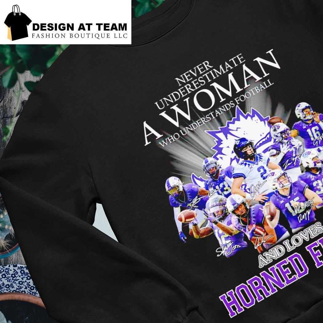 Never underestimate a woman who understands Football and loves ravens shirt,  hoodie, sweater, long sleeve and tank top