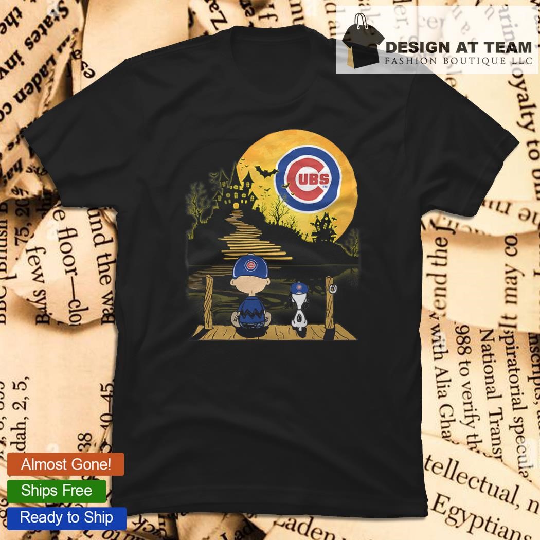 Snoopy charlie brown sit under moon chicago cubs halloween shirt