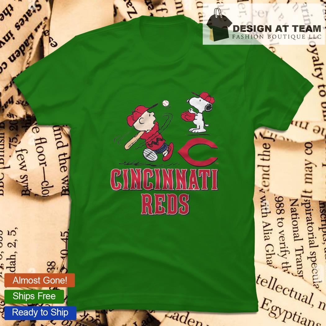 Peanuts Charlie Brown And Snoopy Playing Baseball Cincinnati Reds shirt,sweater,  hoodie, sweater, long sleeve and tank top