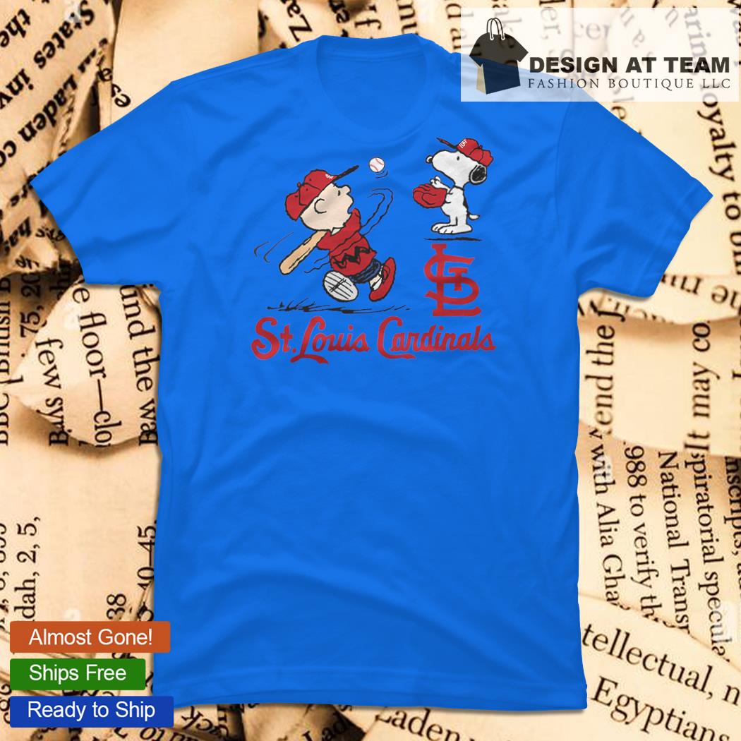 Peanuts Charlie Brown And Snoopy Playing Baseball St. Louis Cardinals T- Shirt - TeeNavi